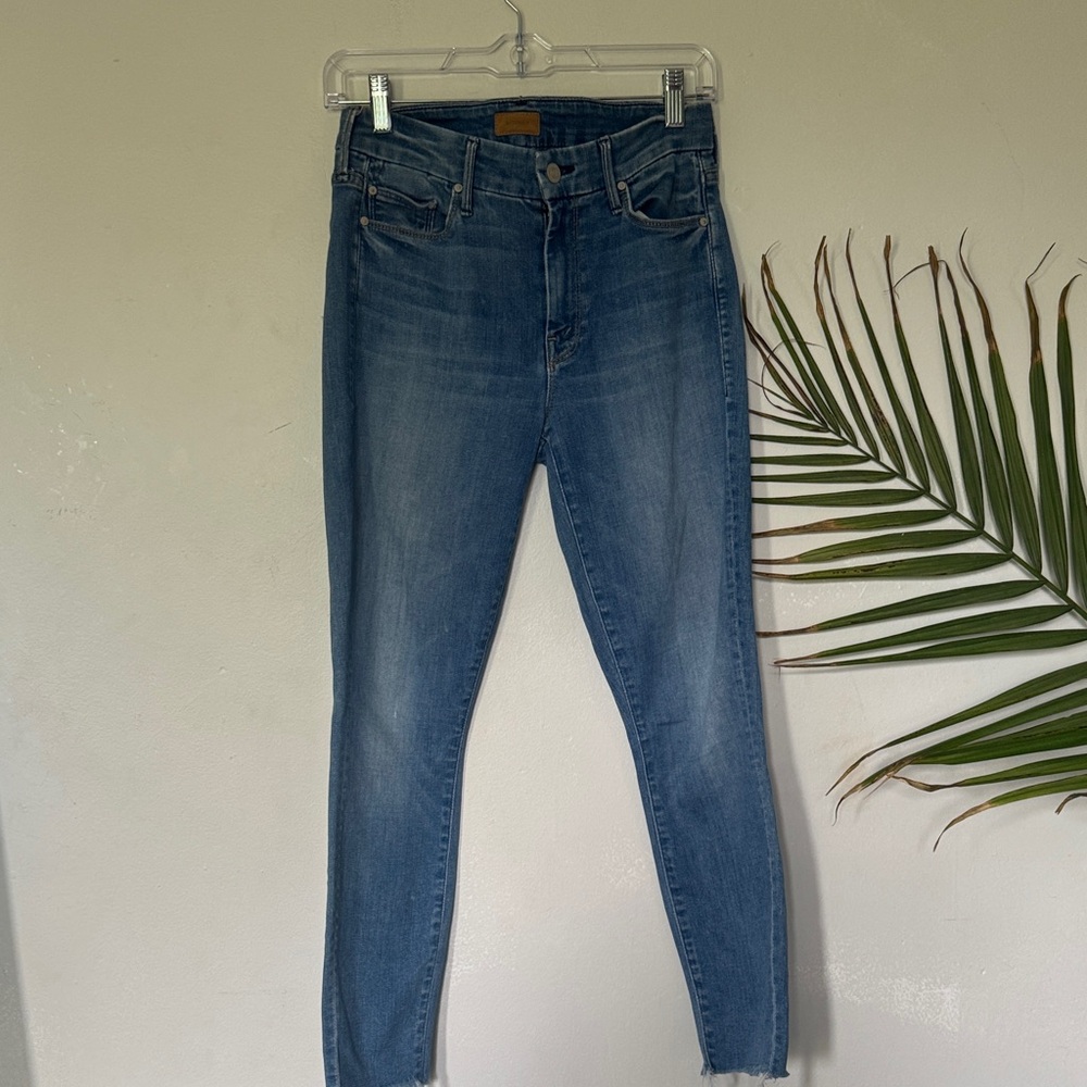 MOTHER Slim Fit Skinny Jeans in Classic Blue